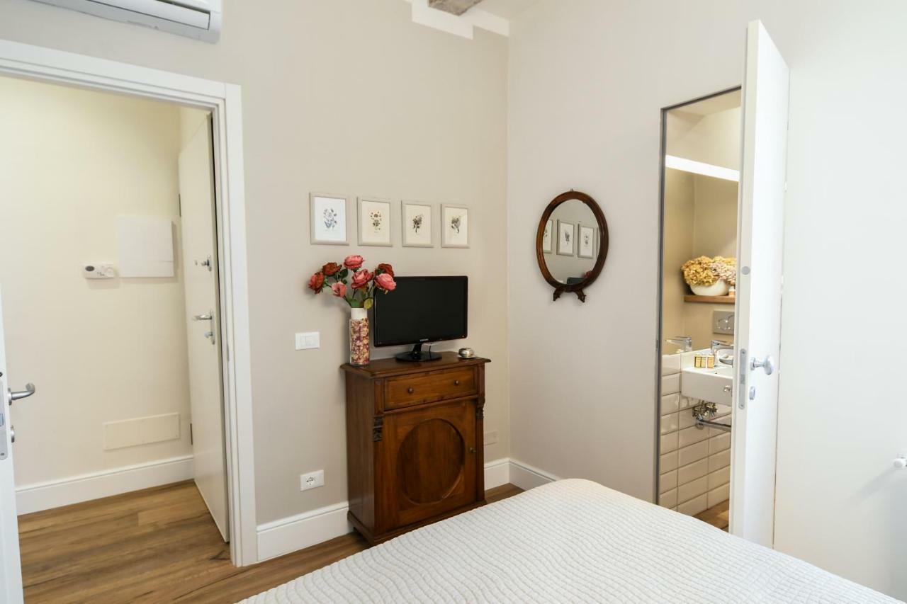 Oltrarno'S Sweet Rose - Free Parking! Apartment Florence Exterior photo